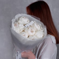 piony belye 7 sht pionov 325